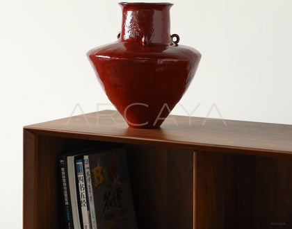 Dadan Chiyun Hand Thrown Double Ear Vase - scene