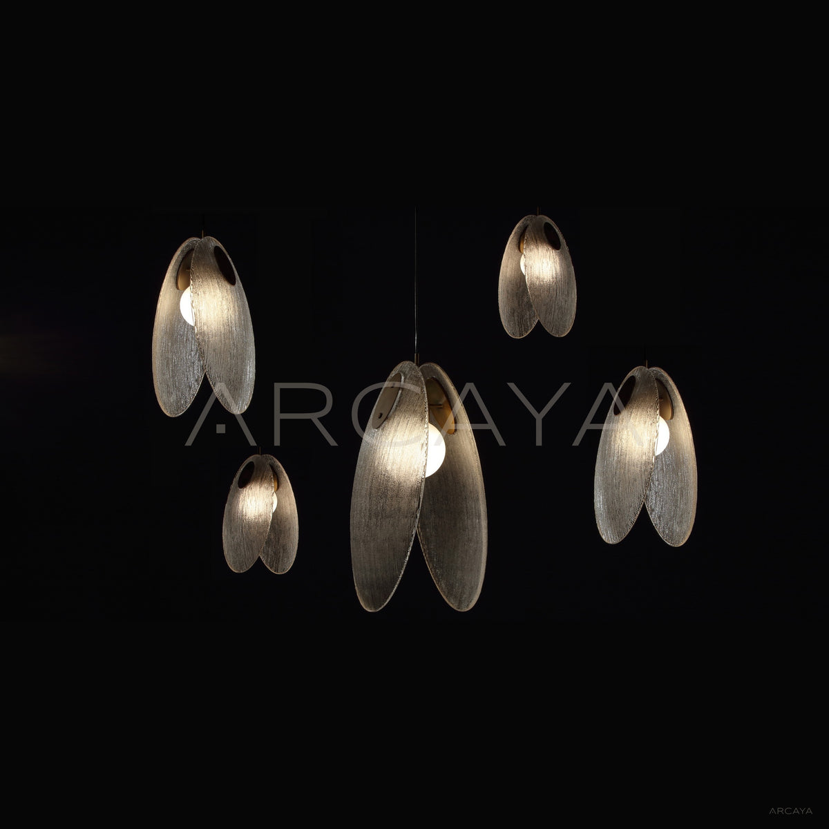 Clear Flower Leaf Pendant Light 54113 in detail