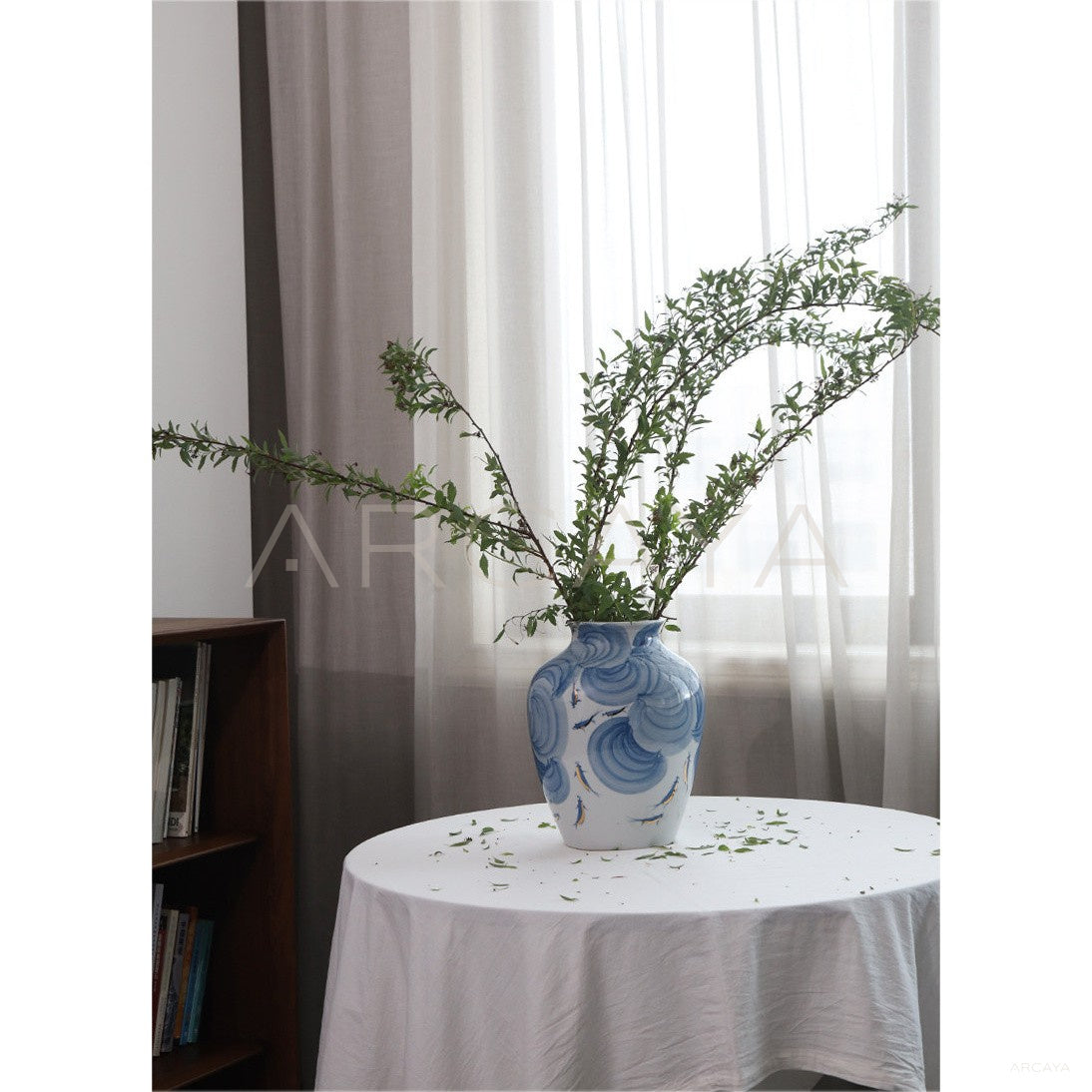 Jingdezhen Blue White Jar Vase Vintage in detail