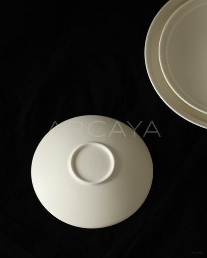 Rongbai Collab Flat Dinner Plate - scene