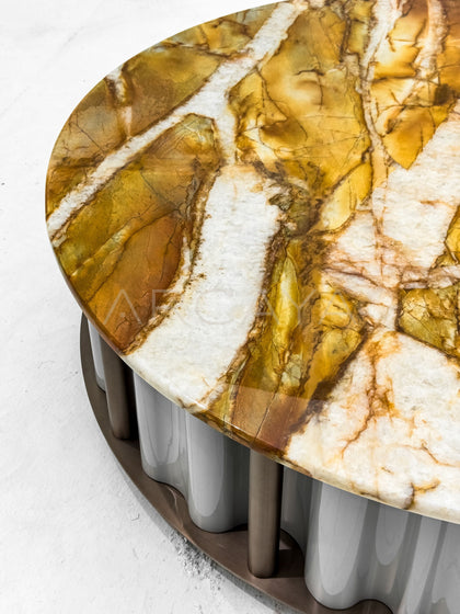 Gold Vein Stone Coffee Table - detail