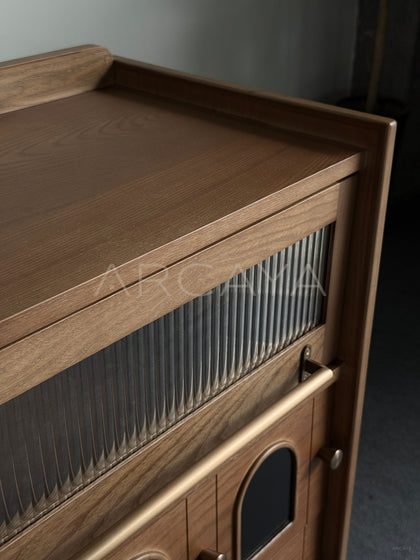 Mid Century Solid Wood Sideboard - detail