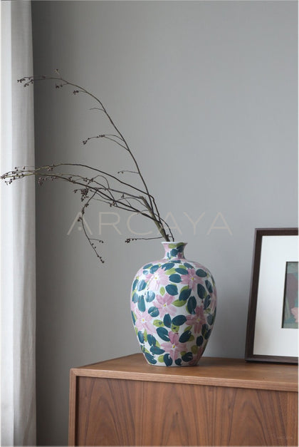 Blue White Porcelain Tabletop Vase - scene