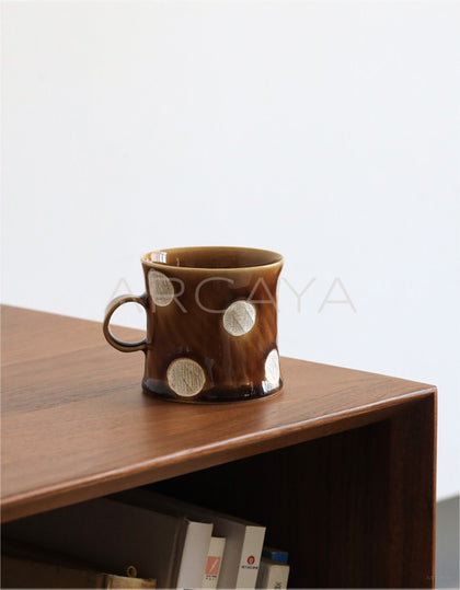 Dadan Jingdezhen Ceramic Mug - scene