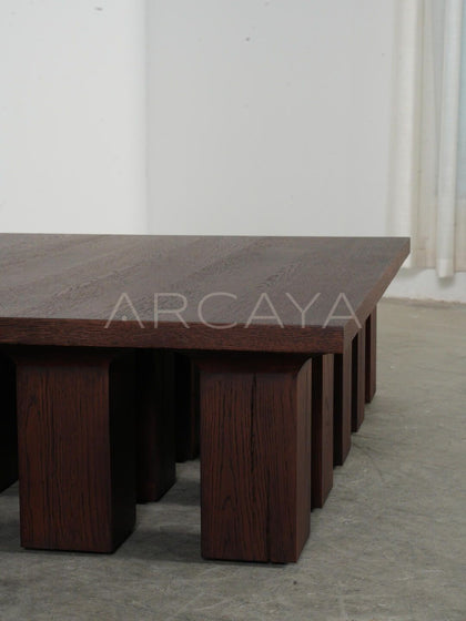 Boutique Hotel Coffee Table - detail