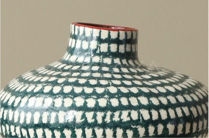 Dadan Plaid Ceramic Vase Dining - scene