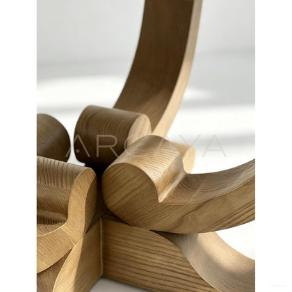 Aston Yuelan Round Table - scene