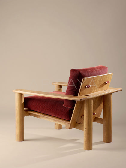 Yiduo Red Ark Solid Wood Lounge Chair - scene