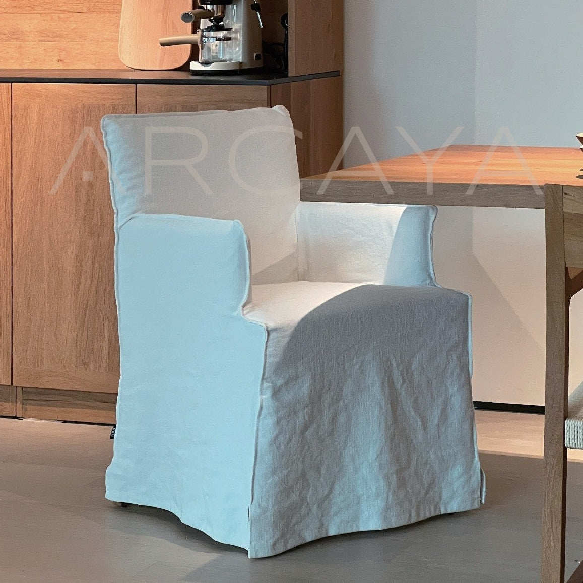 Zhimu Dining Chair 013 in detail
