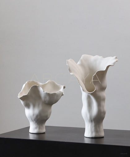Jingdezhen White Floor Vase - scene