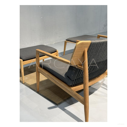 Archi Outdoor Lounge Chair - scene