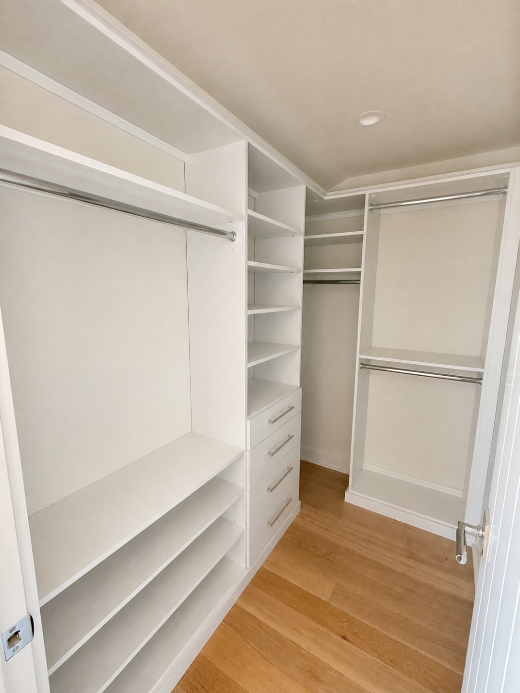 Custom closet installation 14