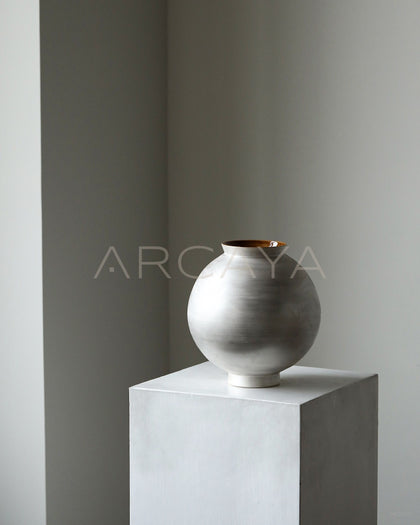 Dadan Silver Glaze Art Ceramic Vase - scene