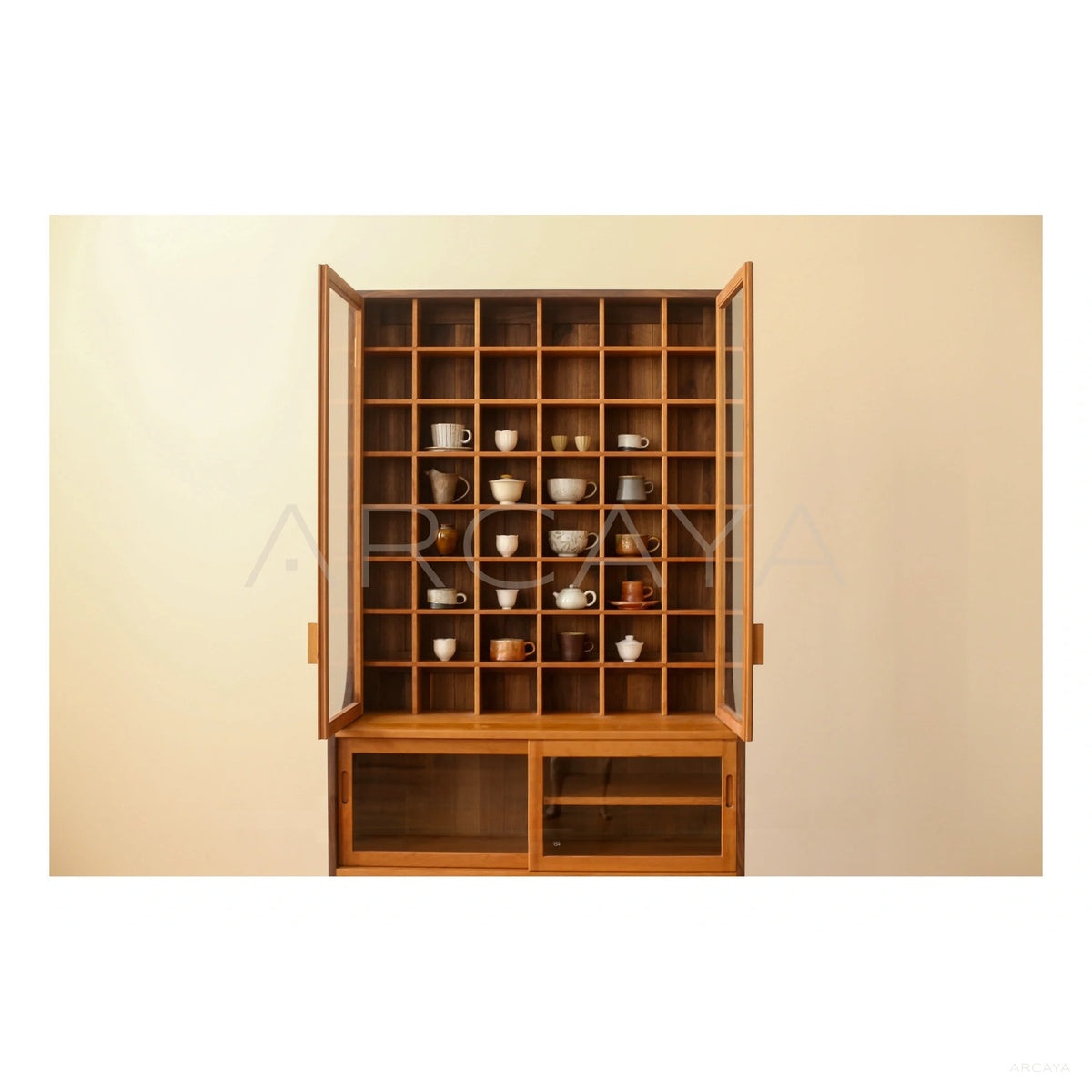 Collector Display Cabinet in detail