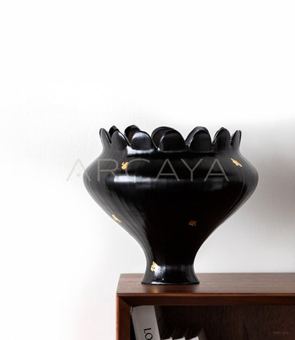 Dadan Black Flower Mouth Ceramic Vase - scene