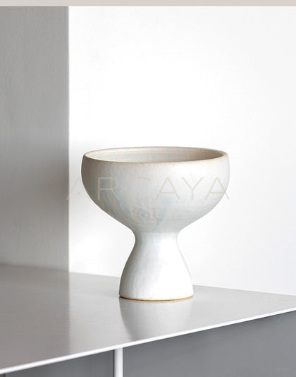 Dadan Light Blue Flow Pattern Vase - scene
