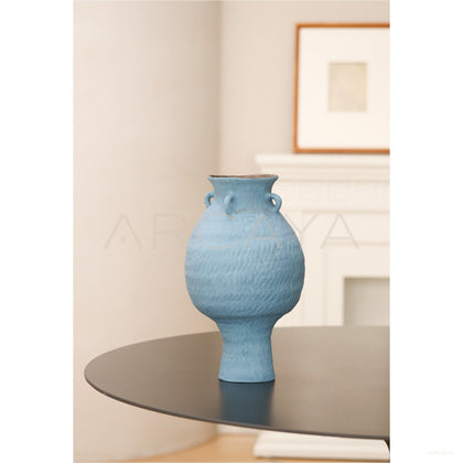Dadan Wabi Sabi Handmade Vase - scene
