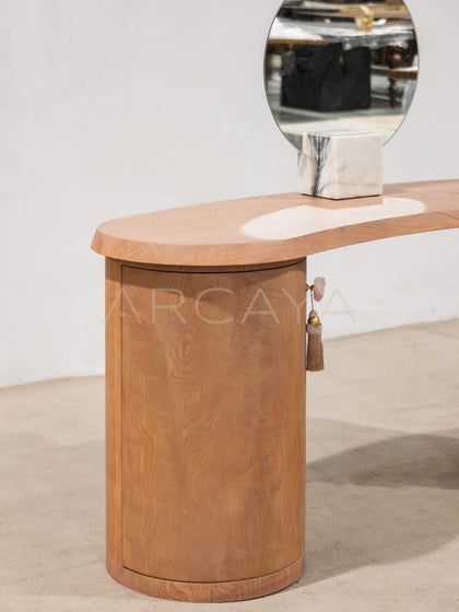 Custom Solid Wood Vanity Table - detail