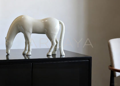 Vintage Art Ceramic Horse Ornament - scene