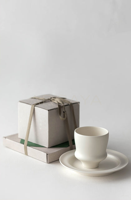 Rongbai Collab White Porcelain Cup Saucer Gift Set - scene