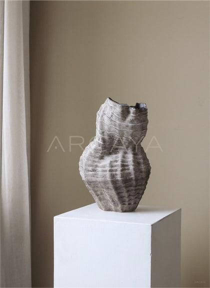 Wabi Sabi Jingdezhen Jar Vase - scene