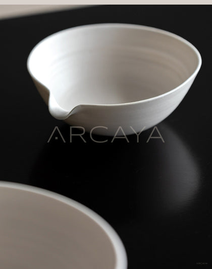 Amu Collab Plain Cream Ceramic Tableware - scene