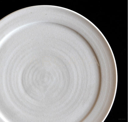 Amu Collab Plain White Shallow Plate - scene