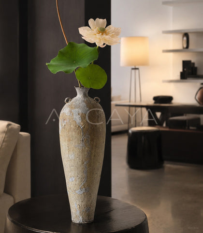 Xiangda Collab Handmade Ceramic Vase - scene