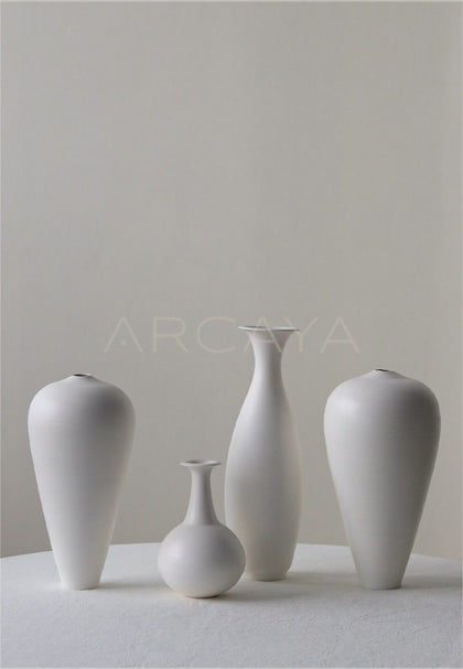 Designer Handmade New Chinese Ceramic Vase - scene