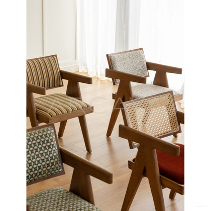 Chandigarh Chair History - scene