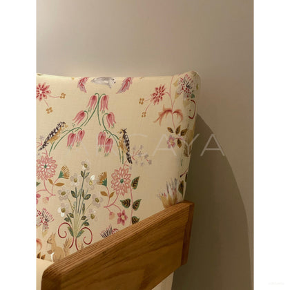 Robins Armchair - scene