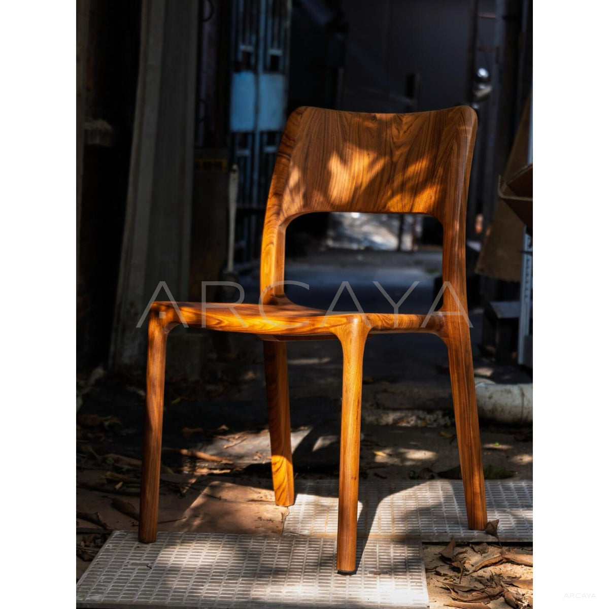 Teak Chair in detail