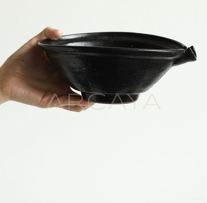Amu Collab Wabi Sabi Black Glaze Spouted Bowl - scene