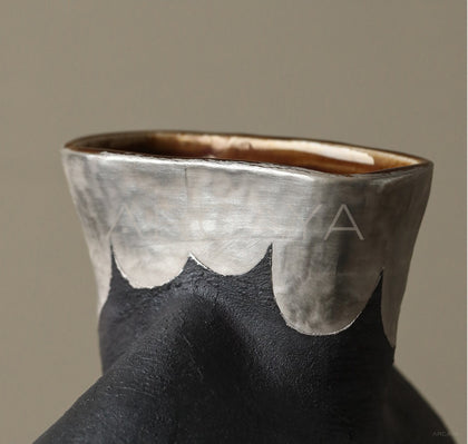 Dadan Silver Glaze Hand Thrown Stoneware Vase - scene