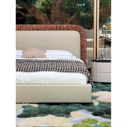 Jeaek Wenshe Bed - scene