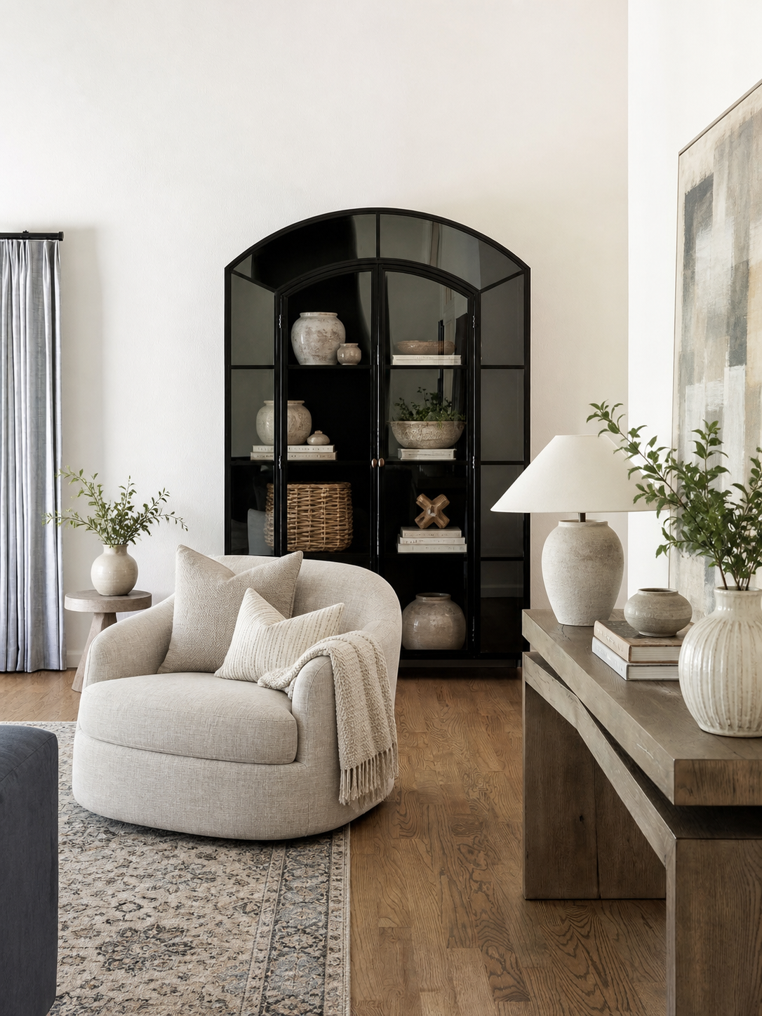 Warm living room styled by Arcaya