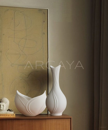 Song Aesthetic White Ceramic Vase - scene
