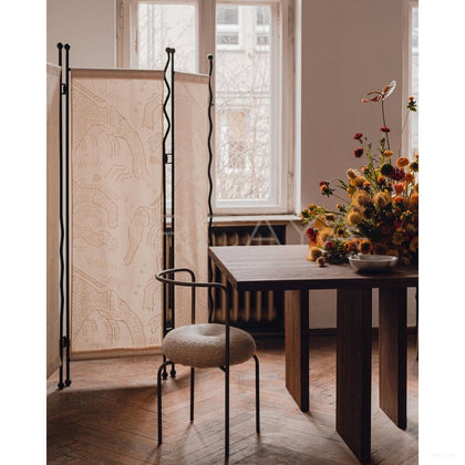 Tiger Mountain Velvet Folding Screen - scene