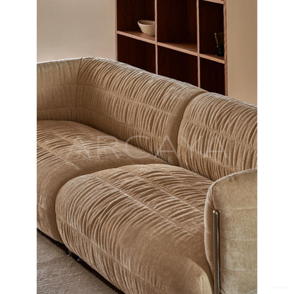 Honey Sofa - scene
