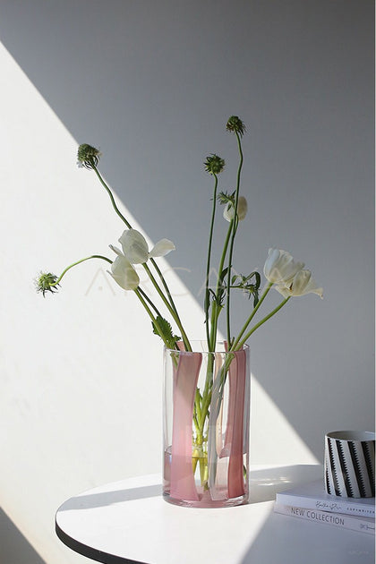Minimalist Striped Clear Glass Vase - scene