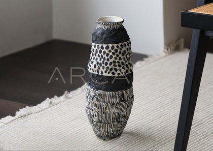 Wabi Sabi Jingdezhen Chinese Jar Art Vase - scene