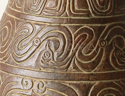 Western Zhou Bronze Style Vase Ornament - scene
