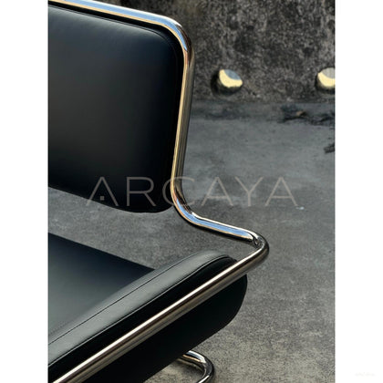 Bauhaus Sculpted Lounge Chair - scene