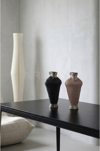 Dadan Silver Glaze Hand Thrown Stoneware Vase - scene