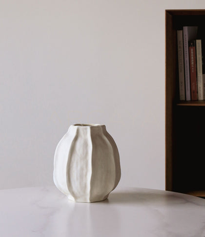 Wabi Sabi Ceramic Vase Chinese Entryway - scene