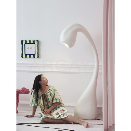 Organic Curve Lamp — Table Lighting - scene
