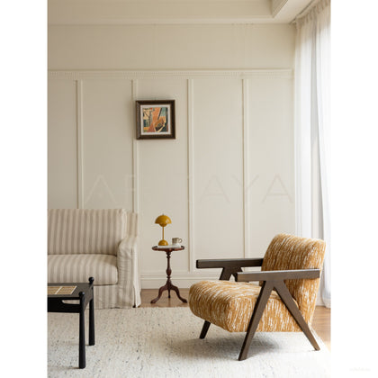 Toast Lounge Chair - scene