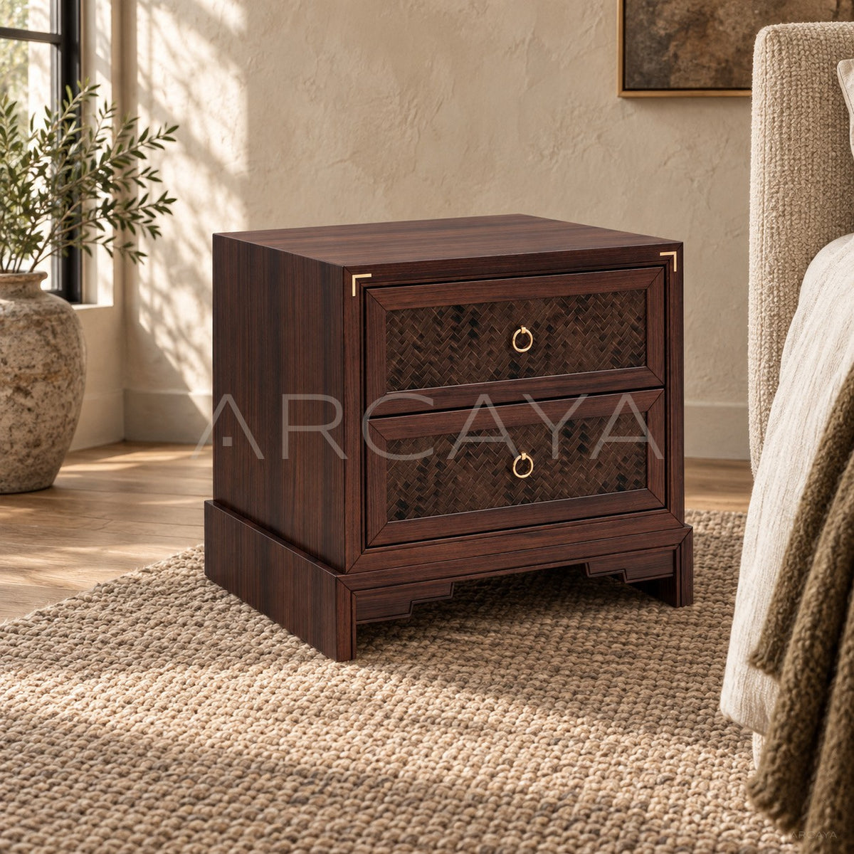 Nightstand Ch 5501T in detail