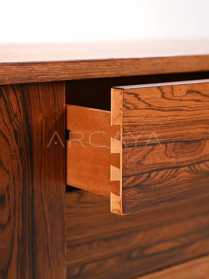 Mid Century Buffet Sideboard - detail