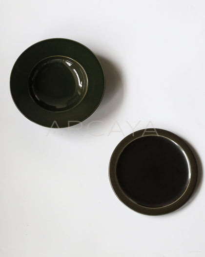 Handmade Black Glaze Wide Rim Deep Plate - scene